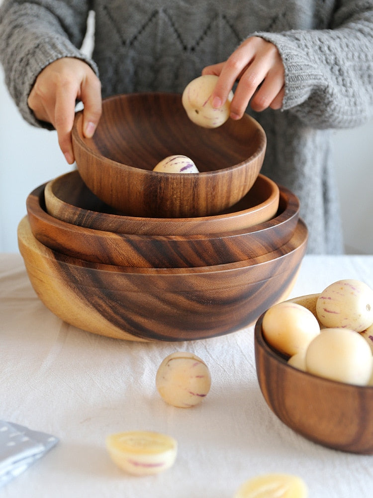 A Timeless Classic: Acacia Wood Bowl