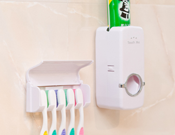 Bathroom Accessories Set - Fluidity Park